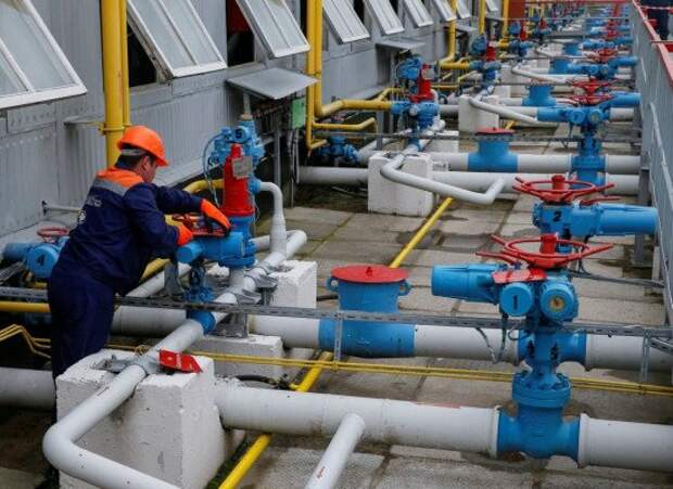 Украинская власть намерена отрезать Геническ от крымского газа