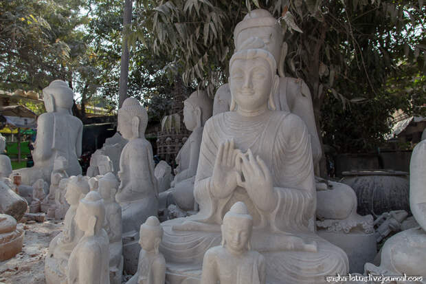 Как вырезают каменные скульптуры в Мьянме