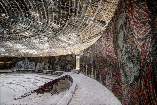 С опаской и любопытством: руины советской империи глазами западного фотографа