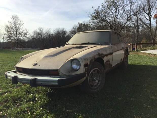 Datsun 280Z 1977 года выпуска, который последние 32 года хранился в сарае