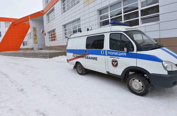 В Красноярске второй день подряд «минируют» школы