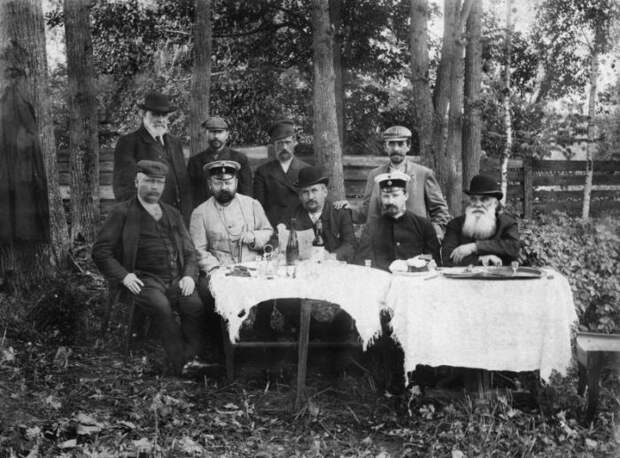 Фото 20, Русское застолье (19 фотографий) Русское застолье (19 фотографий), photo:20