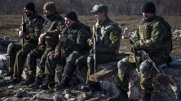 Головная боль для Запада: Рогов объяснил, как НАТО будет спасать иностранных наемников и котла «Азовстали»