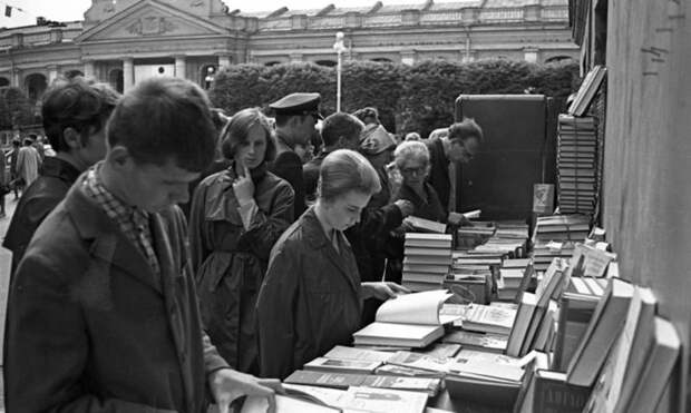 Один день в Ленинграде 1960 года СССР, ленинград, черно-белая фотография