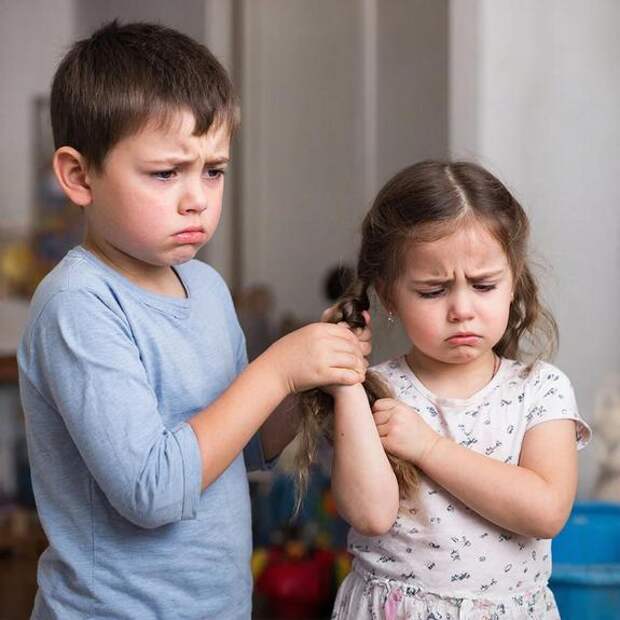 Психолог Загородняя: детские «войны» за комнату — это борьба за любовь