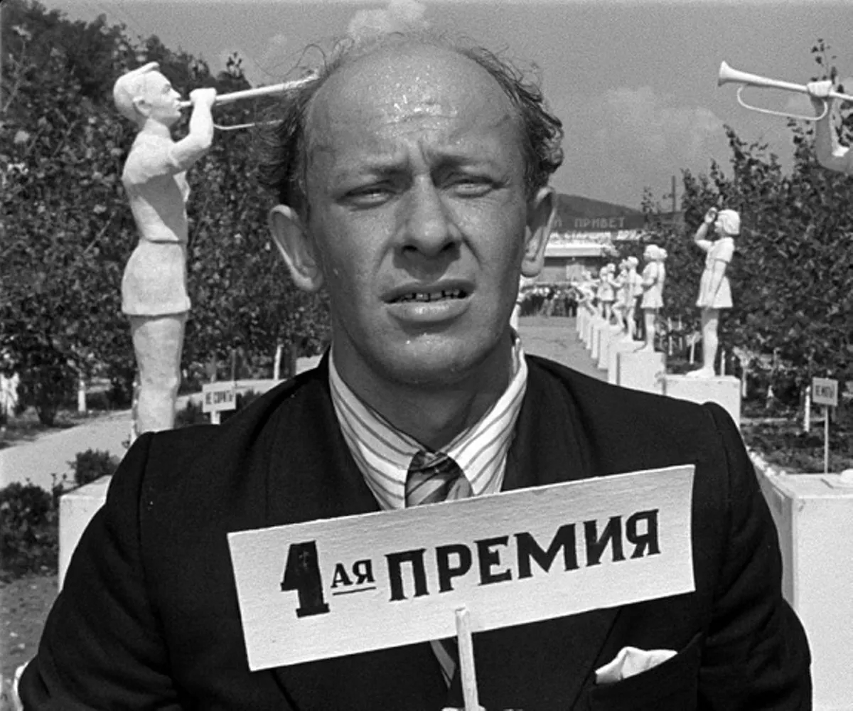 Кадр из художественного фильма Элема Климова «Добро пожаловать, или Посторонним вход воспрещен» (1964)