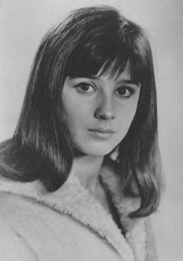 Актриса считает, что Горбачев со своей перестройкой уничтожил СССР