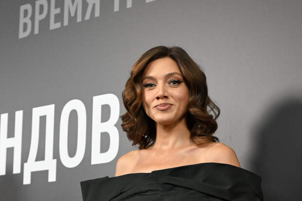 Юмористка Парфенюк заявила, что ей страшно лететь в космос