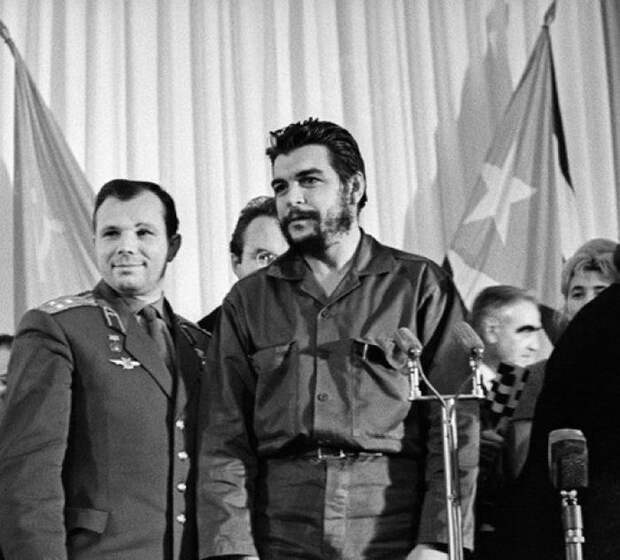 Малоизвестные факты о первом космонавте планеты Юрии Гагарине (55 фото)