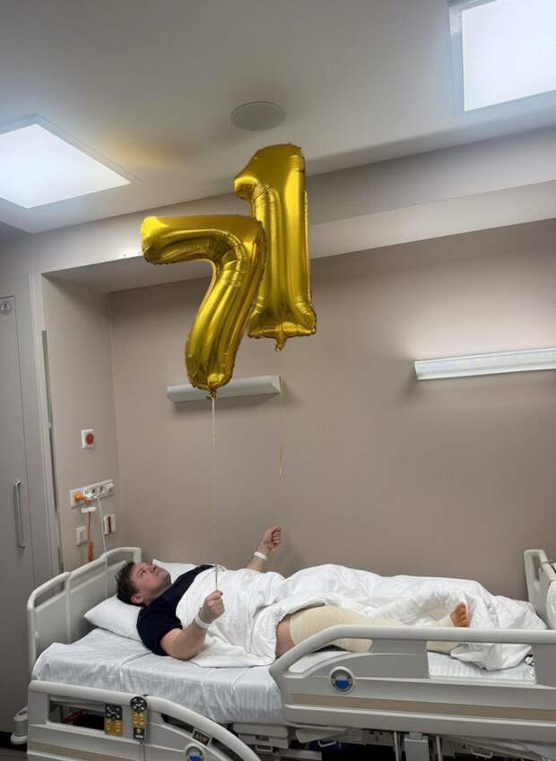 Звезда сериалов «Универ» и «СашаТаня» Андрей Гайдулян перенёс операцию: «Ноги не ходят»