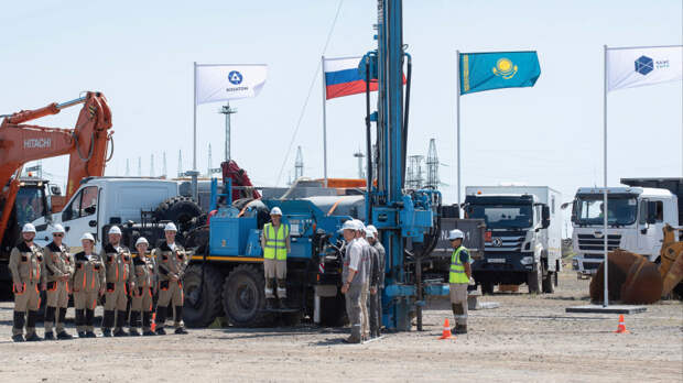 Лихачев отметил историческое значение строительства АЭС в Казахстане