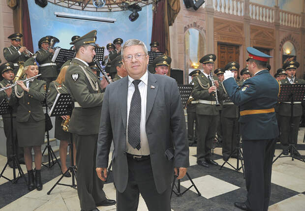 Преданный миротворец Преданный миротворец