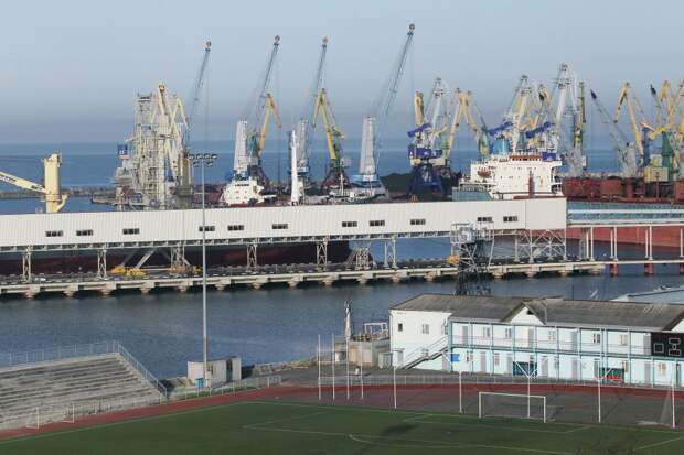 В порту Туапсе после атаки дронов повреждена транспортная инфраструктура