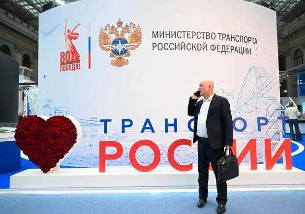 Транспорт загоняют в равновесие. На старте Транспортной недели обещали открывать аэропорты, защищать контейнеры и реформировать инфраструктуру