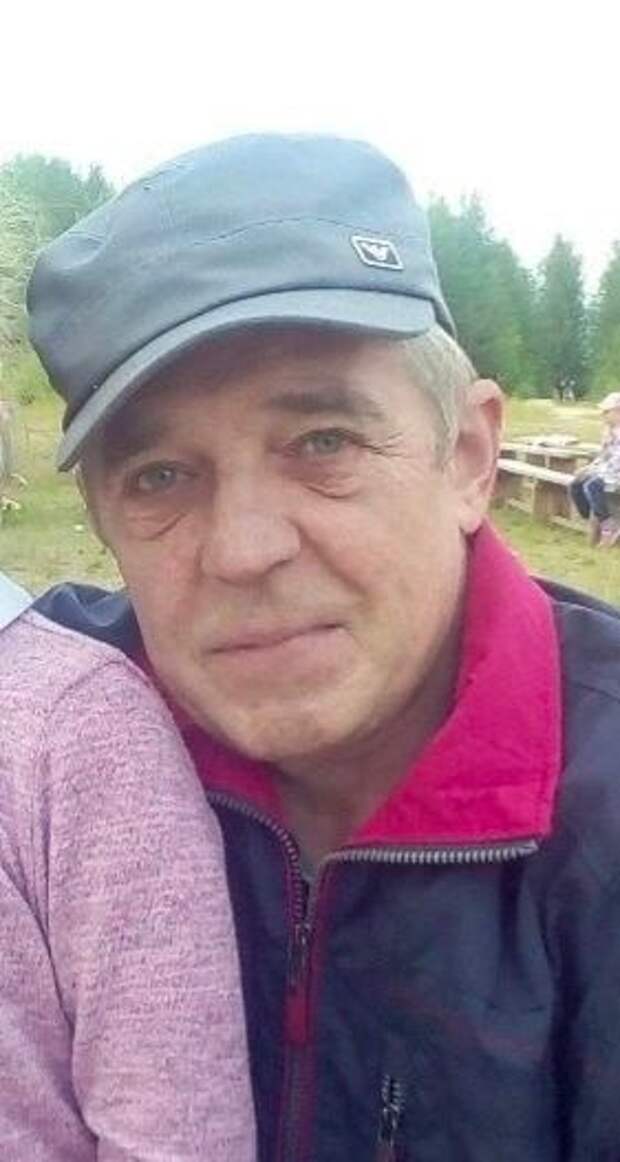 Дочь пациента Межрайонной больницы № 1 г. Костомукши рассказала, что её отца выгнали из медучреждения. А в Минздраве сообщили, что мужчина мешал другим пациентам, курил и выходил из палаты, его перевели в отдельную для проведения полной диагностики, но он ушел без предупреждения самостоятельно. По словам дочери, 11 октября мужчину госпитализировали в реанимацию, а 12 октября утром перевели в общую палату. По телефону он сообщил ей, что ему якобы поставили диагноз «инсульт», разговаривал грубо и при этом думал, что находится дома.
