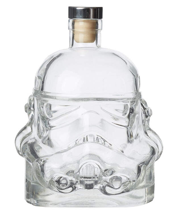 stormtrooper-whiskey-decanter-shot-glass-3