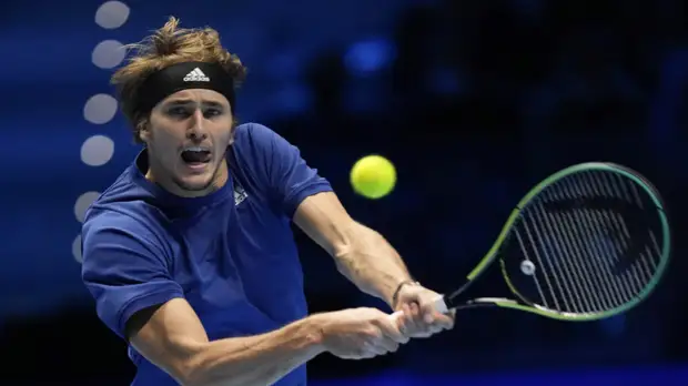 Зверев в полуфинале Итогового турнира АТР сыграет с Джоковичем