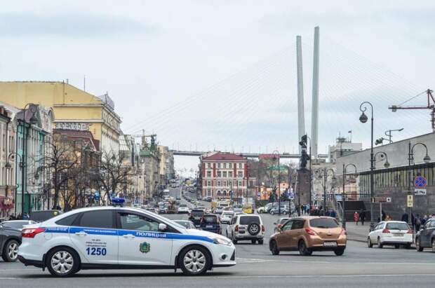 Автолюбителям Владивостока рассказали, куда сегодня лучше не ехать