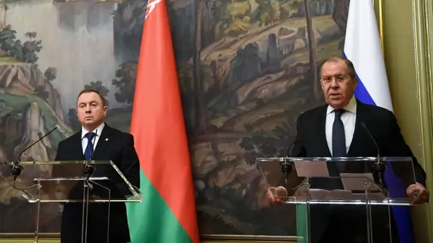 «Отражают долгосрочную стратегию этого блока»: Лавров — о линии сдерживания Союзного государства со стороны НАТО