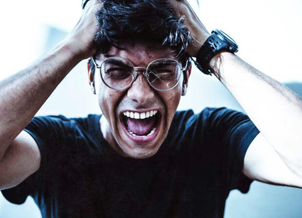 Почему нас бесят другие и как справиться с раздражением — простая техника