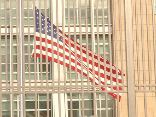 Посольство США в Бахрейне отозвало призыв оставаться в укрытиях