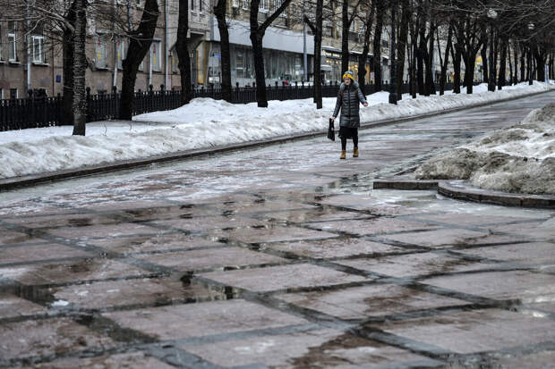 Облачность, гололедица и до -2°C ожидаются в Москве в четверг