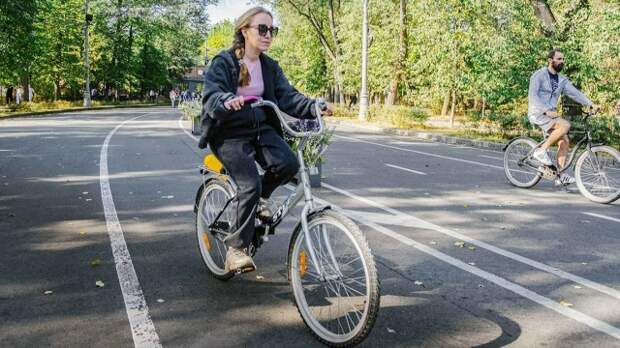 Пункты проката летнего спортинвентаря открываются в столичных парках