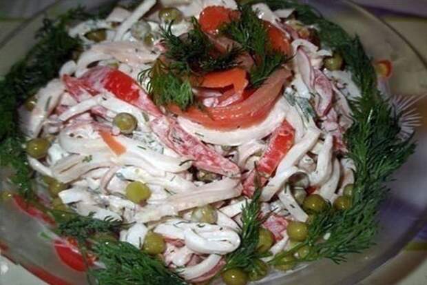 Салат «Просто и вкусно» с кальмарами