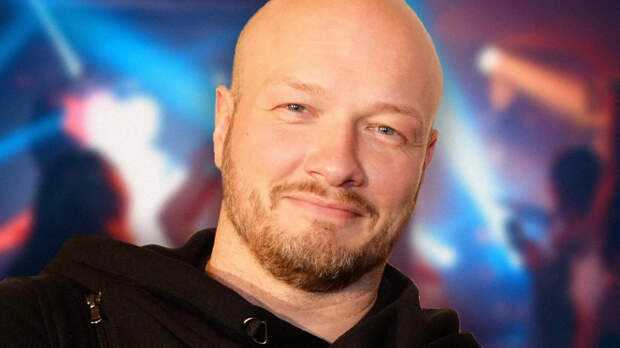 Испытание отцовством: Никита Панфилов откровенно рассказал о «непростых вызовах» в воспитании третьего ребенка