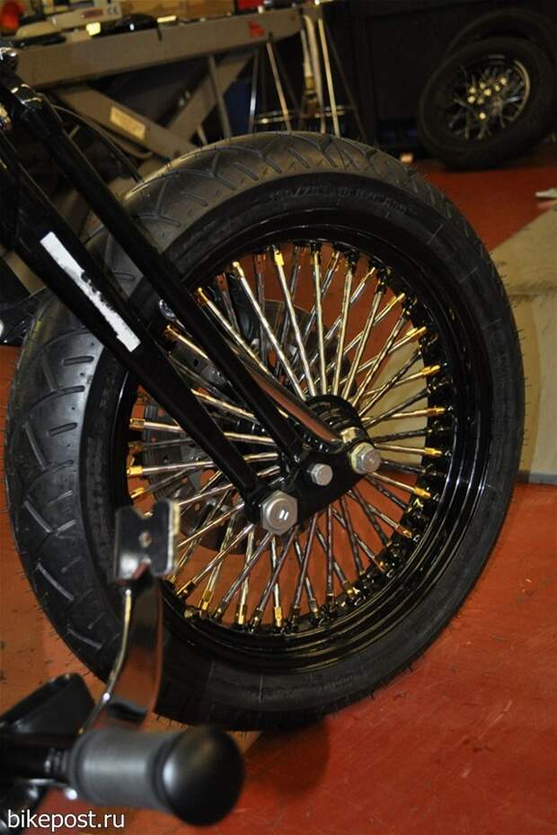 Кастом Harley-Davidson Айвана Гвин Томаса