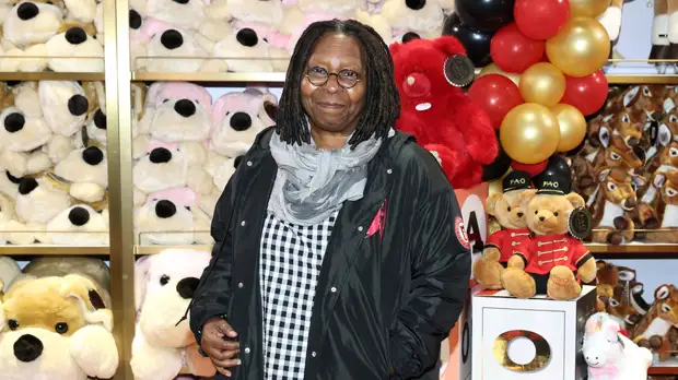 «Ошибочные и обидные высказывания»‎: Вупи Голдберг отстранили от работы в телешоу за слова о холокосте