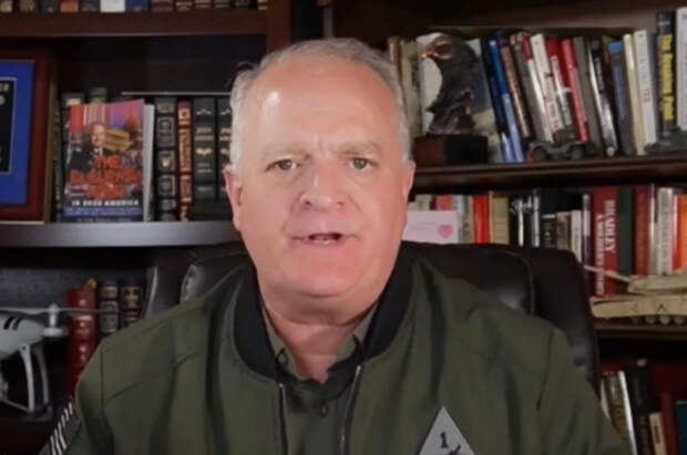 Дэвис: внутренние распри и грызня на Украине приближают крах ВСУ