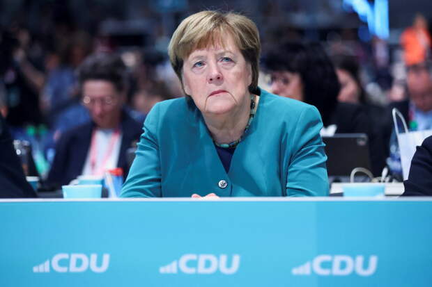 Бывший канцлер ФРГ потратила 65 тысяч евро на визажиста и парикмахера из госбюджета