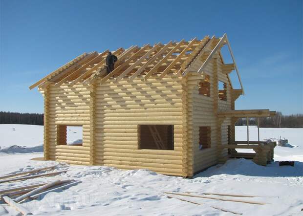 Строительство деревянного дома зимой