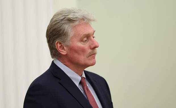 Песков: Кремль не исключает возможность телефонного разговора у Путина сегодня
