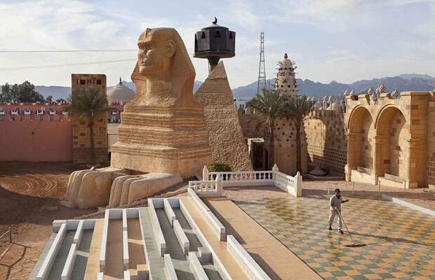 Разруха и кризис в Египте: как крупнейшие курорты мира превращаются в города-призраки.