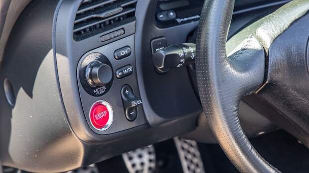 Новая Honda S2000 с минимальным пробегом
