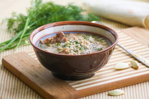 Ароматный рисовый суп с говяжьей вырезкой