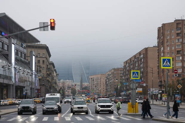 Москву накрыл туман