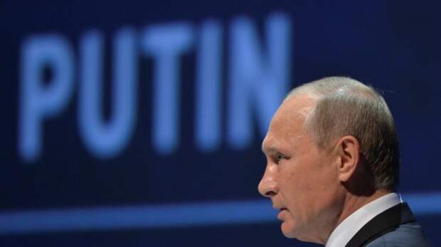 Путин заставил США занервничать: Белый дом в спешке отгораживается от РФ Путин заставил США занервничать: Белый дом в спешке отгораживается от РФ