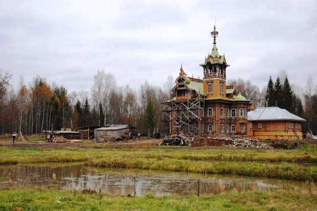 Вот как выглядит заброшенный деревянный особняк XIX века после реконструкции
