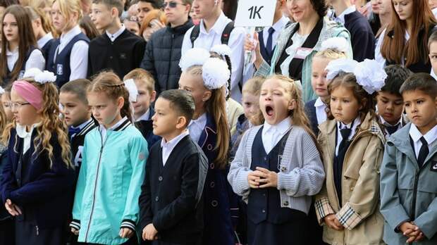 1 сентября в лицее №52 / Фото: Екатерина Смолихина