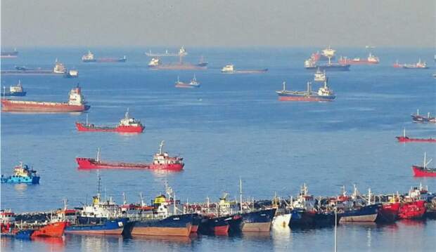 Россия утратила транспортный суверенитет на море