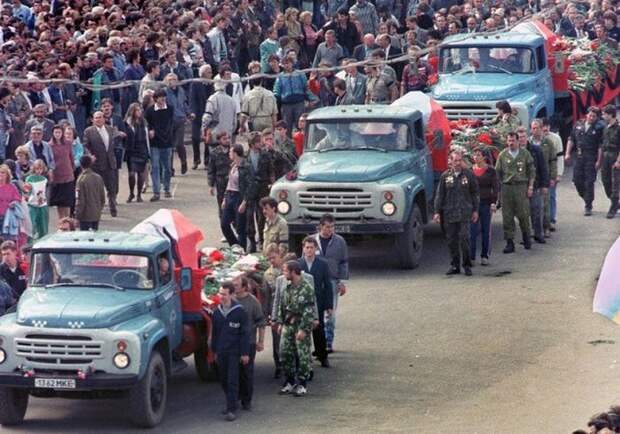 1991 - последний год жизни СССР (50 фото)