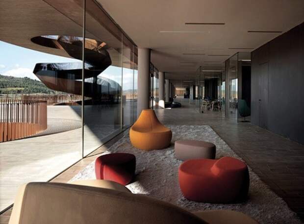 Cantina Antinori Winery – подземный винзавод