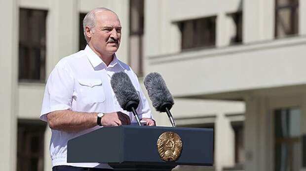 Лукашенко анонсировал конституционную реформу и внеочередные выборы в Белоруссии
