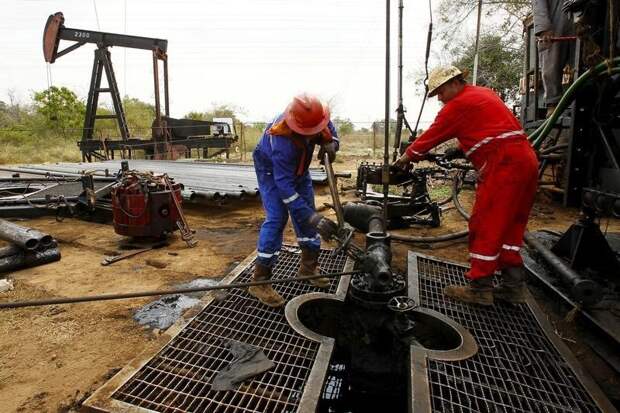 МЭА понизило оценку роста спроса на нефть в 2021 году до 5,2 млн б/с