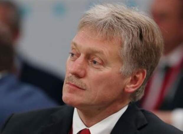 FILE PHOTO: Kremlin spokesman Dmitry Peskov attends a session of the St. Petersburg International Economic Forum (SPIEF) in Saint Petersburg, Russia, June 4, 2021. REUTERS/Evgenia Novozhenina 