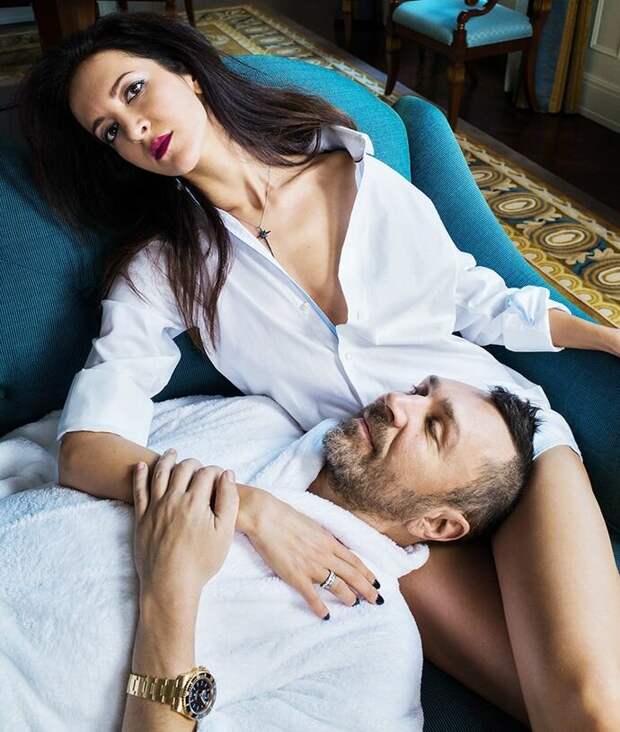 Как выглядят жены и подруги наших рок-легенд