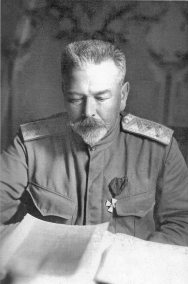 Генерал-лейтенант Александр Сергеевич Лукомский (1868–1939) – генерал-квартирмейстер Ставки idy_12.jpg